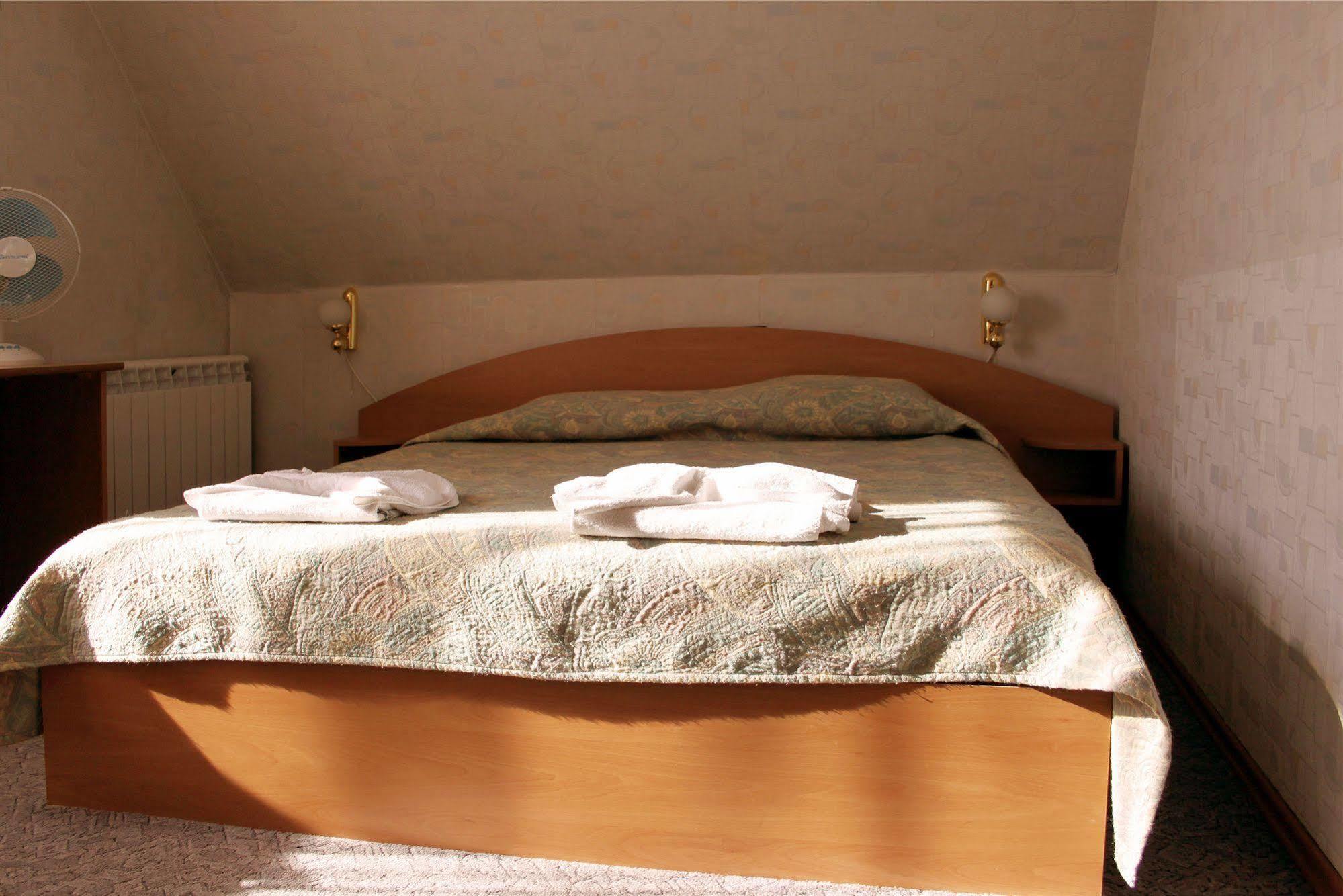 Antik Hotel Варна Екстериор снимка